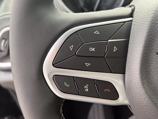 New 2026 Chrysler Pacifica Limited w/ Uconnect Theater Family Group FWD image 56