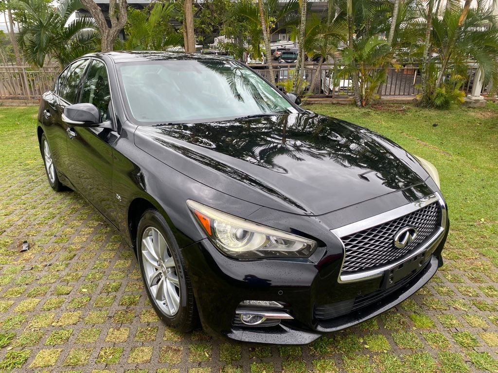 Used 2016 INFINITI Q50 Premium w/ Driver Assistance Package