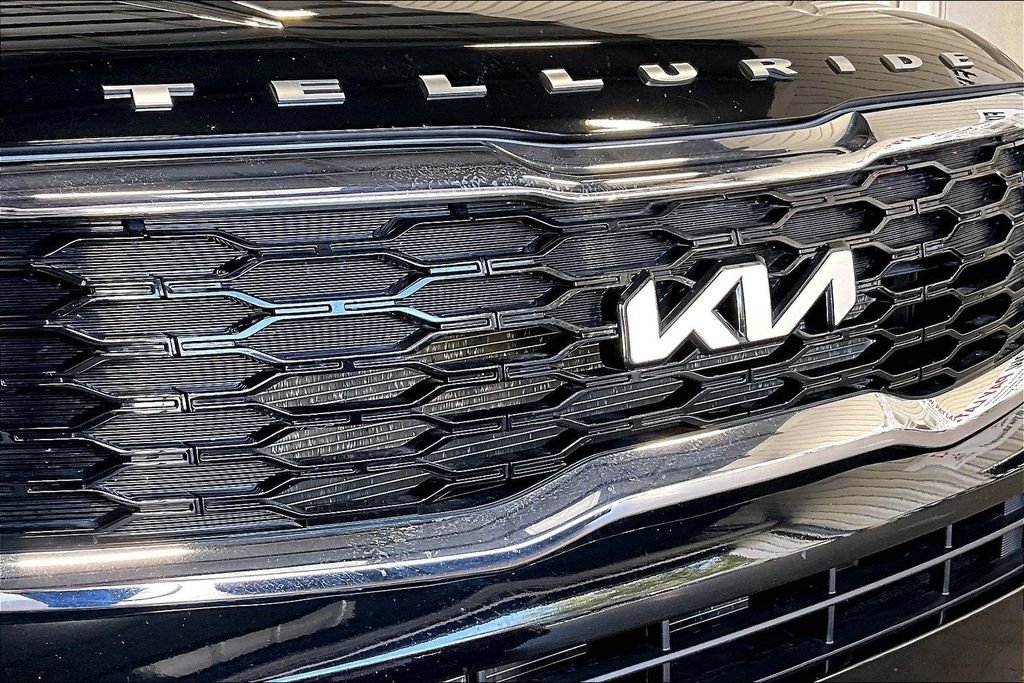 Used 2022 Kia Telluride EX image 30
