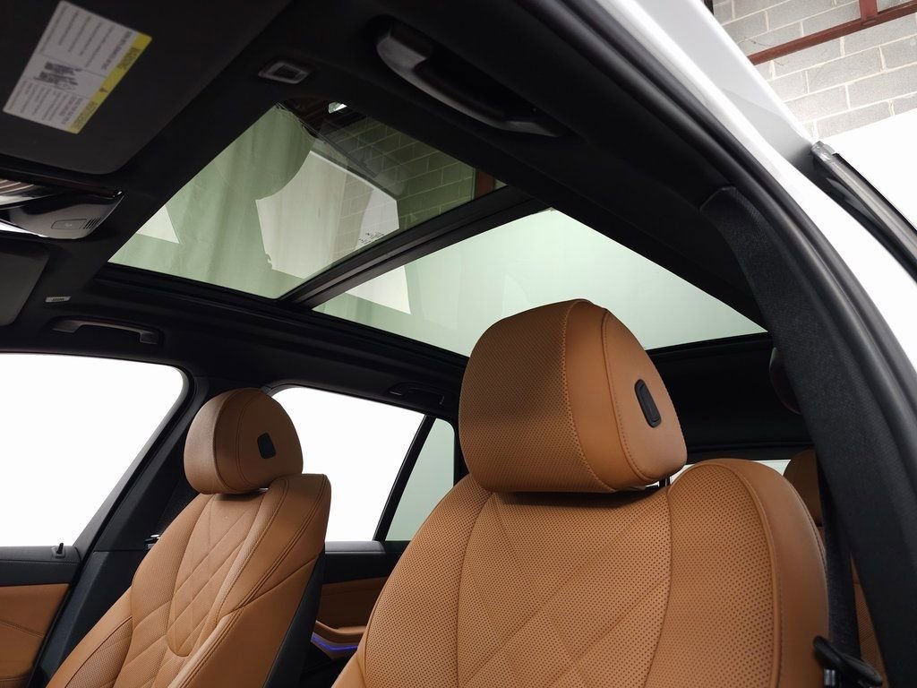 Used 2023 BMW X5 xDrive40i image 18