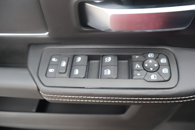 New 2026 RAM 3500 Big Horn AWD/4WD image 16