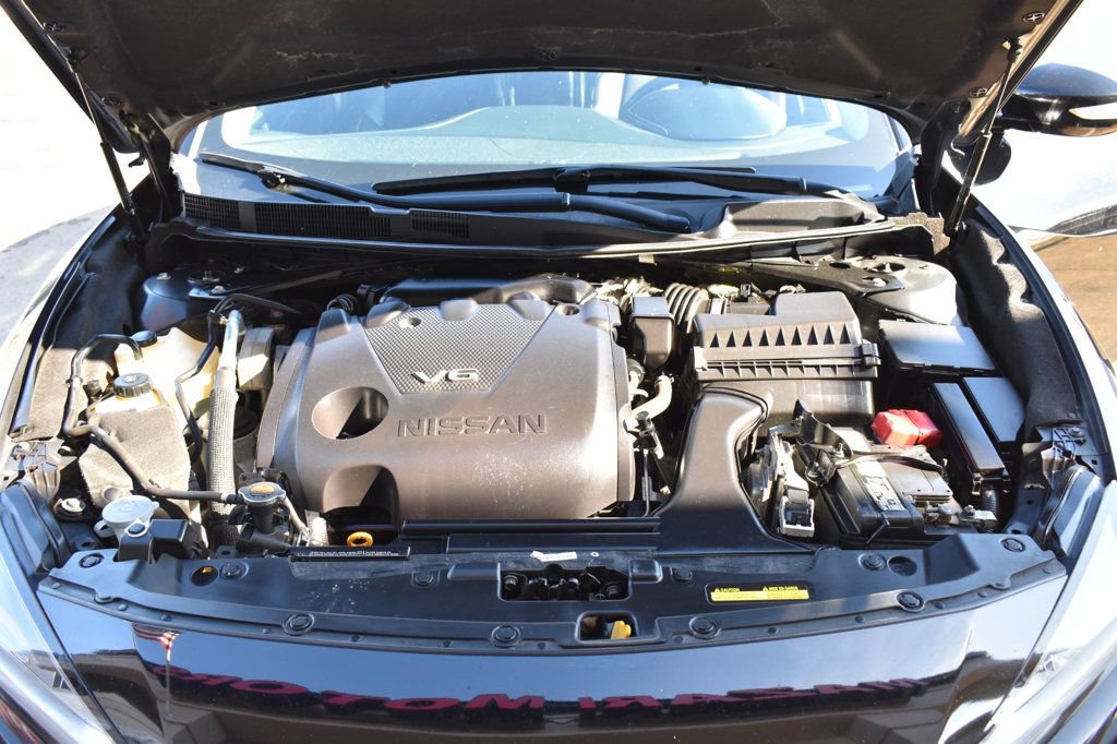 Used 2019 Nissan Maxima 3.5 SL w/ Floor Mat Group FWD image 12