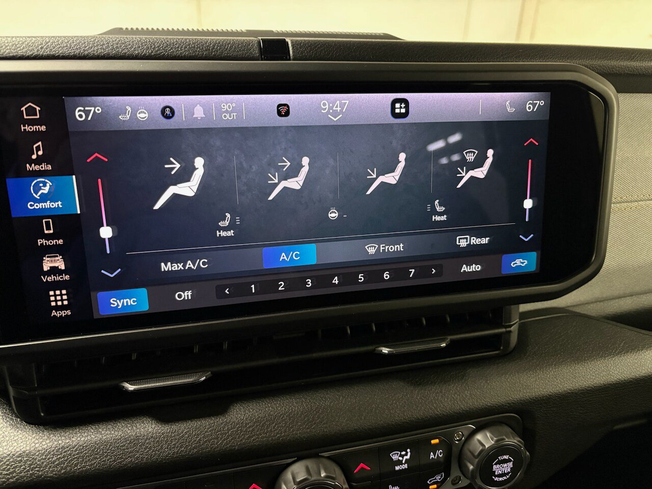 New 2026 Jeep Gladiator Sport AWD/4WD image 19
