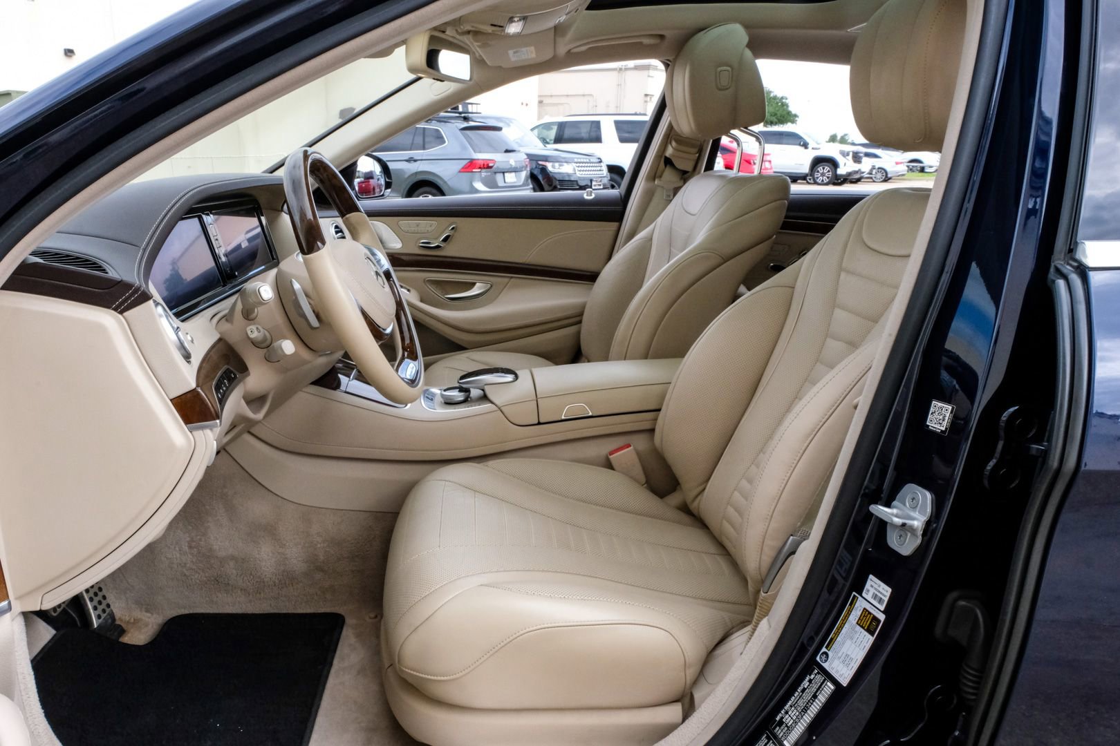 Used 2015 Mercedes-Benz S 550 Sedan w/ Sport Package image 3