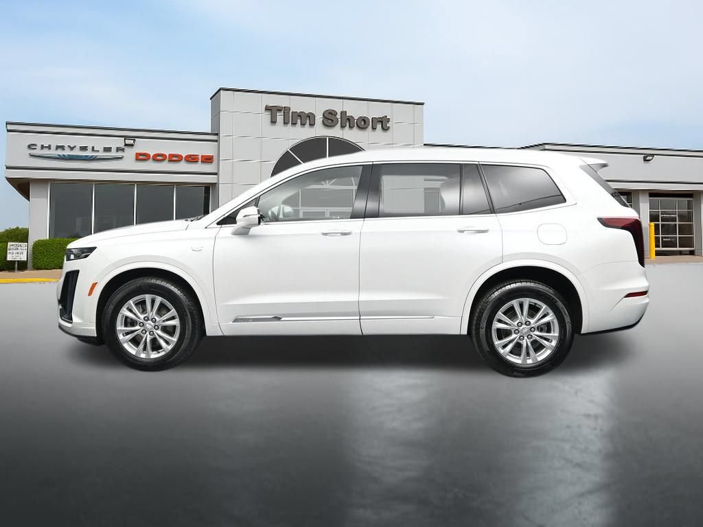 Used 2024 Cadillac XT6 Luxury w/ LPO, Floor Liner Package AWD/4WD image 2