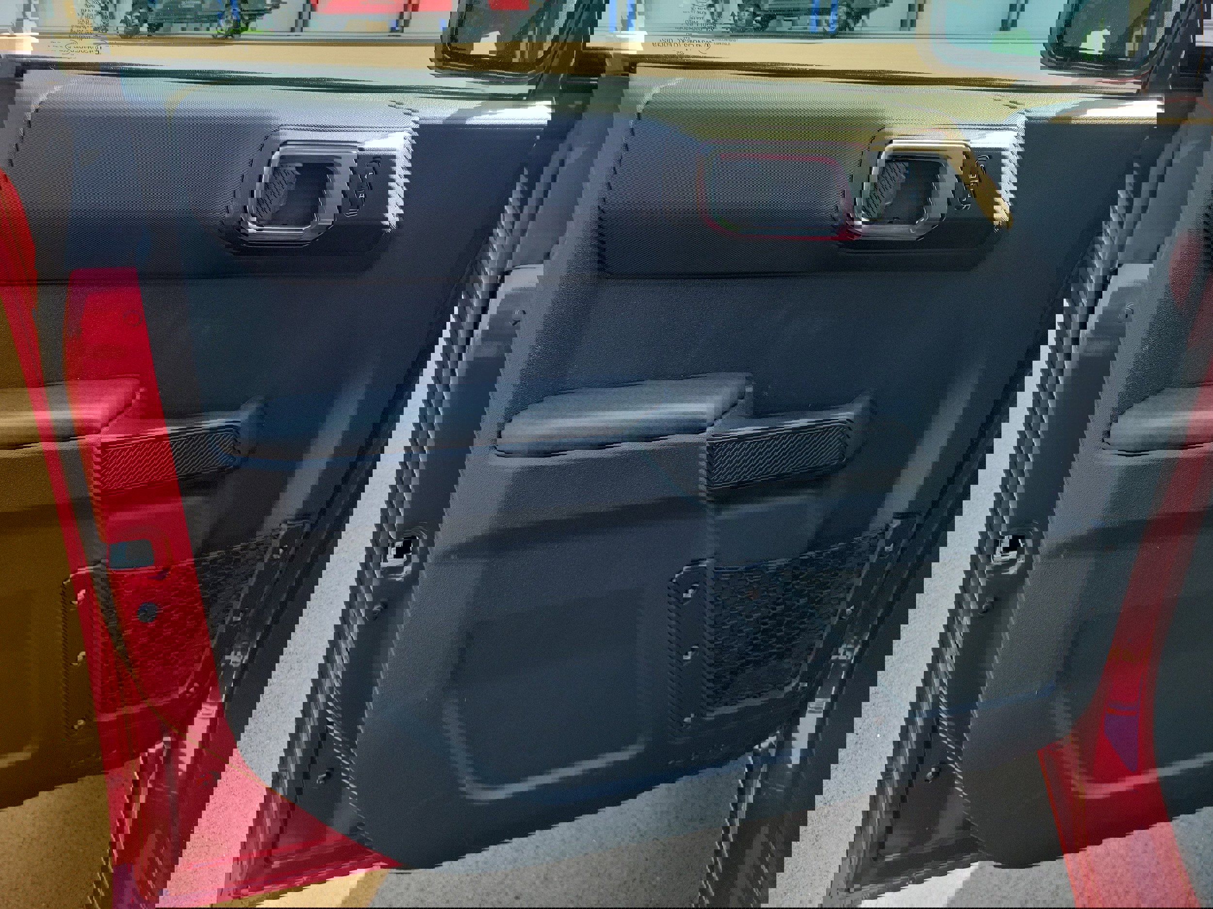 New 2025 Ford Bronco 4-Door image 15