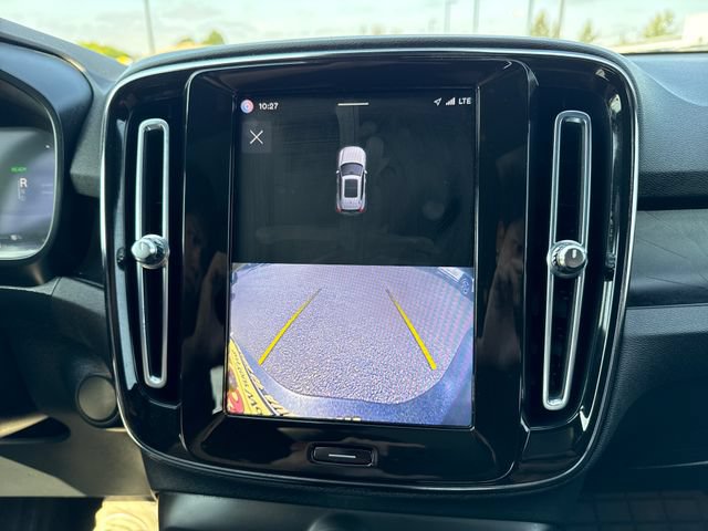 Used 2023 Volvo XC40 Recharge Plus w/ Protection Package Premier AWD/4WD image 24