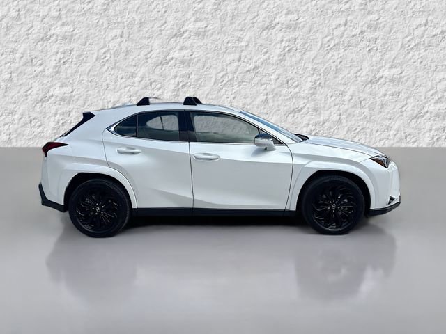 Used 2025 Lexus UX 300h FWD w/ Accessory Package (Z1) image 2