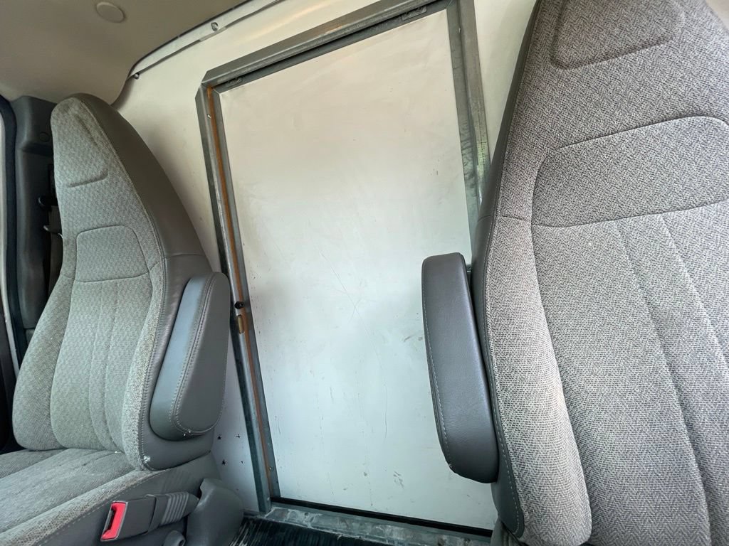 Used 2021 Chevrolet Express 3500 w/ Power Convenience Package RWD image 11