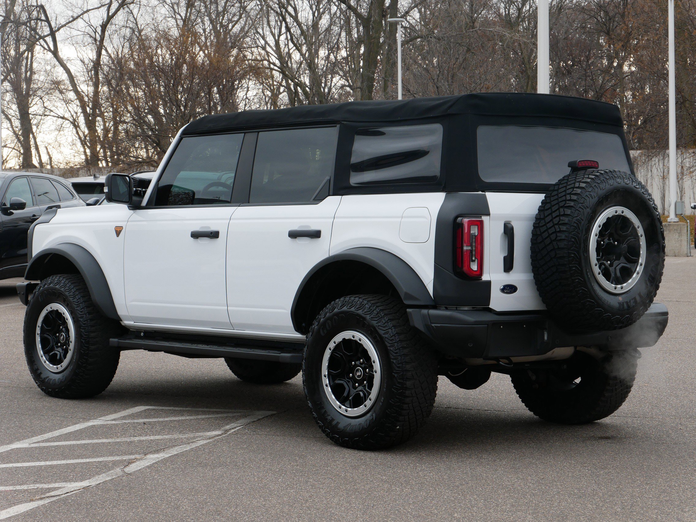 Used 2022 Ford Bronco Badlands image 7