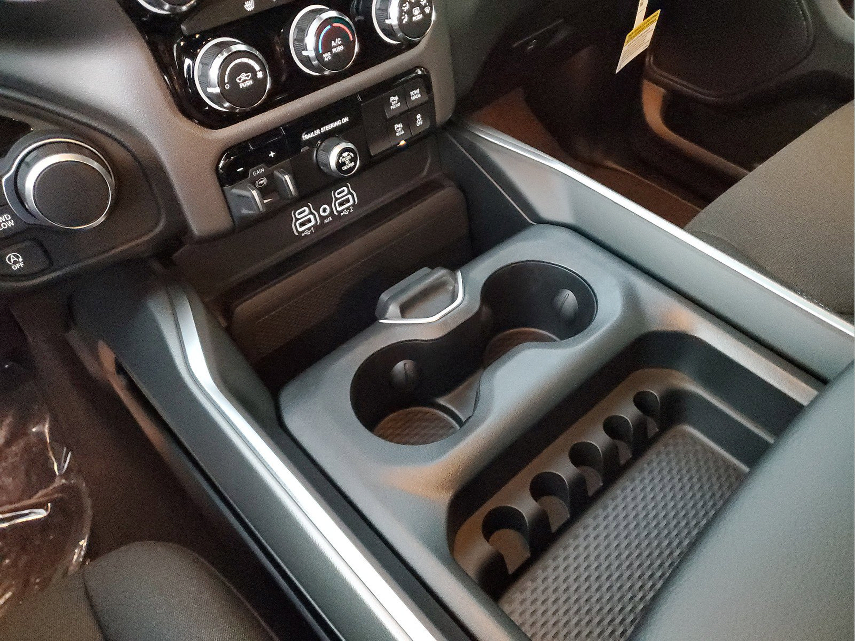 New 2026 RAM 1500 Big Horn AWD/4WD image 30