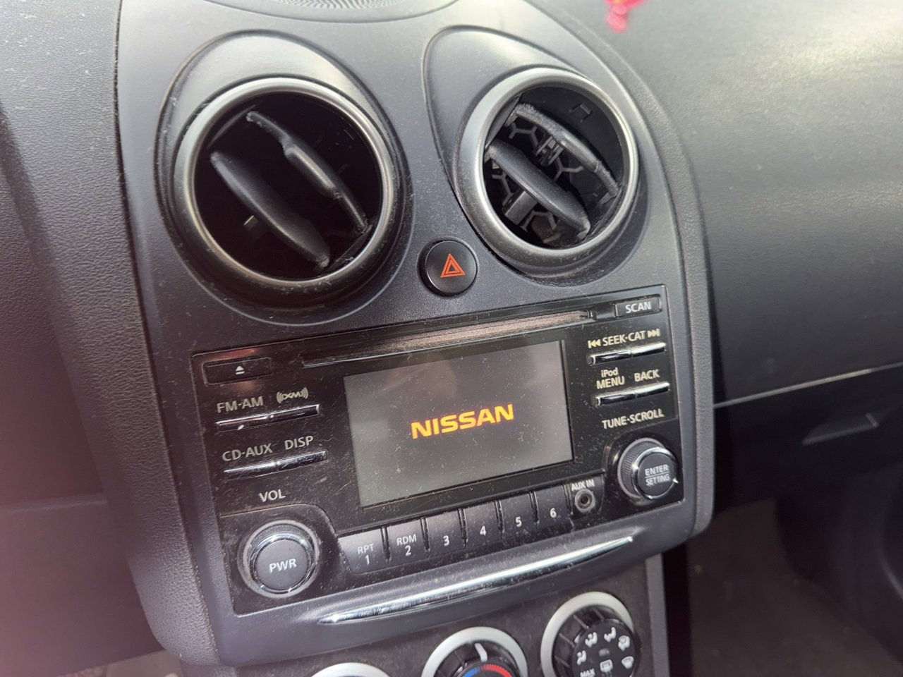 Used 2013 Nissan Rogue S w/ Special Edition Pkg image 8