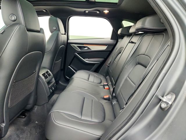 Used 2026 Jaguar F-PACE R-Dynamic S image 28