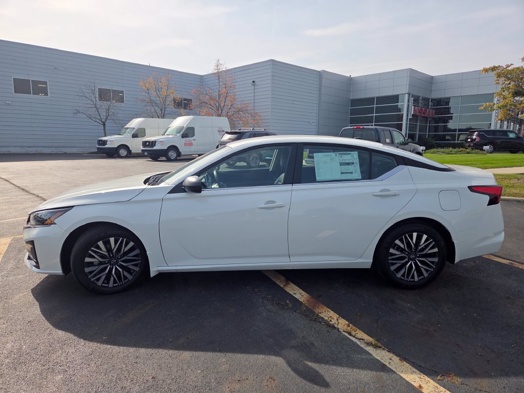 New 2026 Nissan Altima 2.5 SV FWD image 16