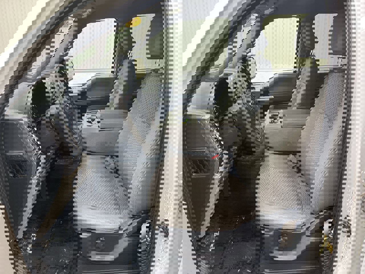 Used 2015 Ford F150 XLT image 17