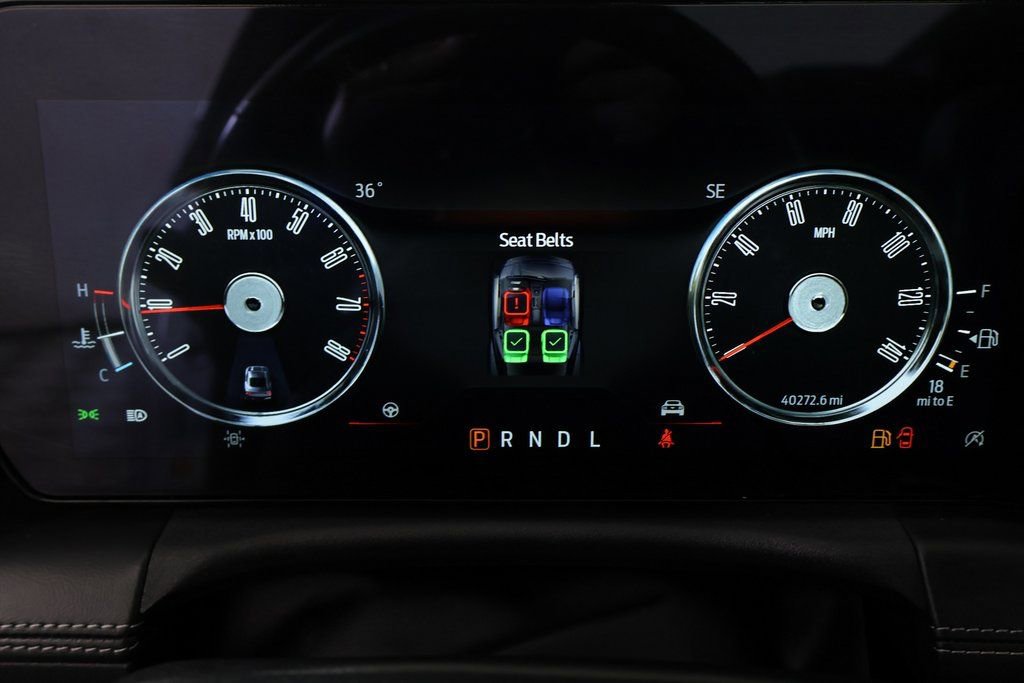 Used 2024 Ford Mustang Premium image 3