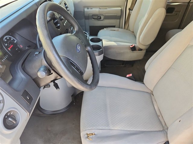 Used 2011 Ford E-350 and Econoline 350 XLT image 16