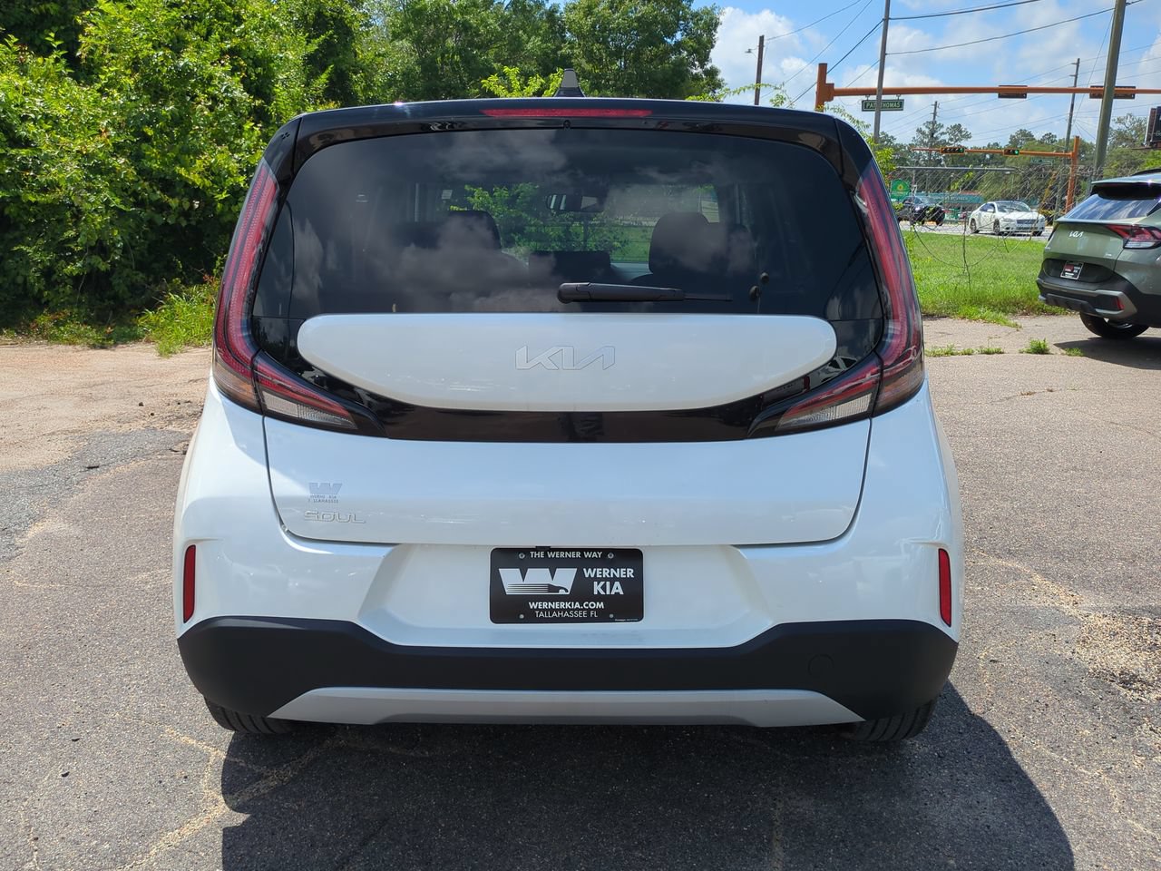 Certified 2025 Kia Soul LX w/ LX Technology Package FWD image 6