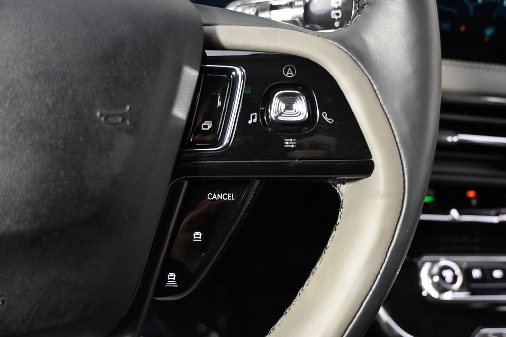 New 2026 Lincoln Corsair Reserve w/ Jet Appearance Package image 36