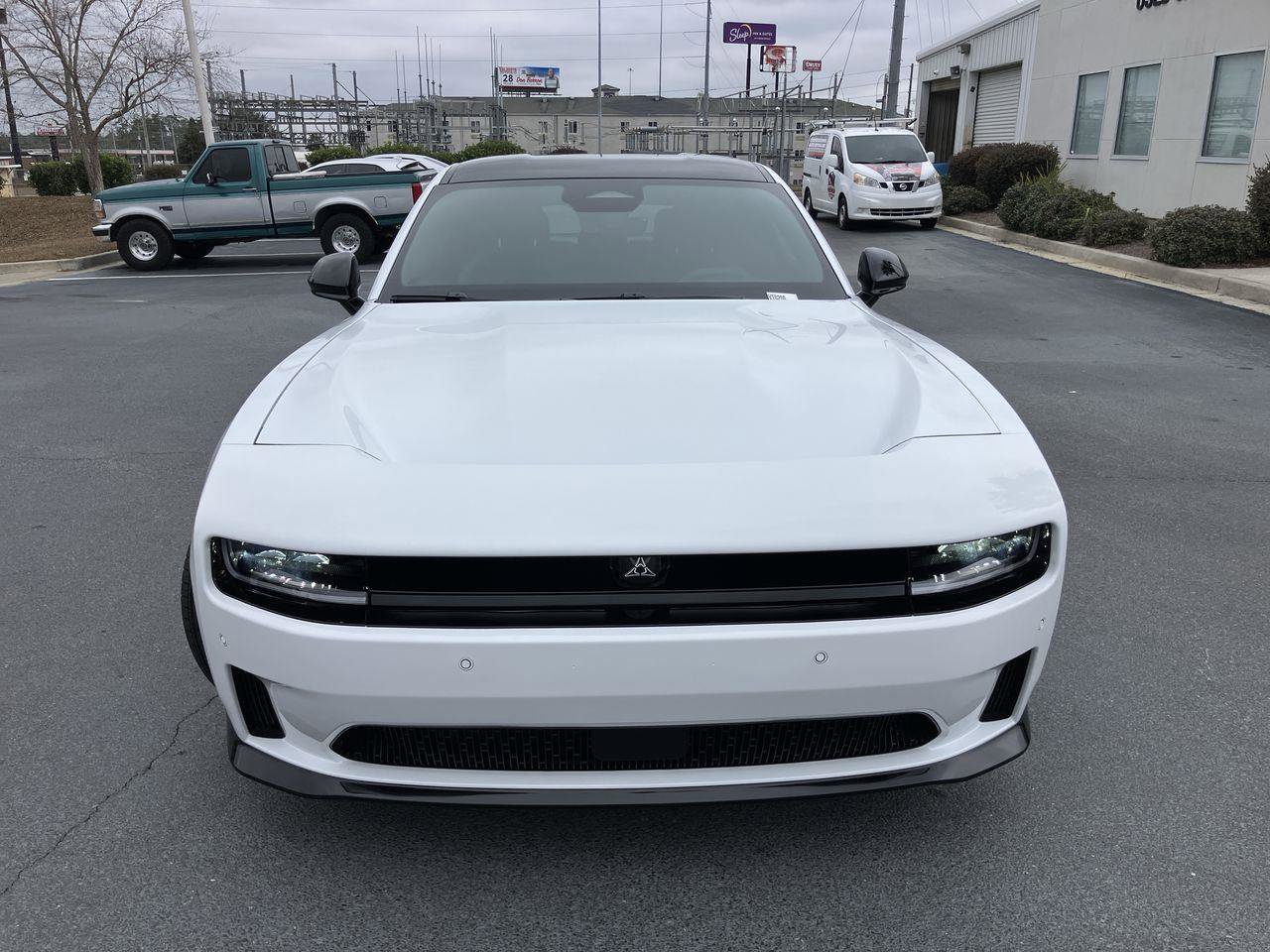 Used 2025 Dodge Charger R/T w/ Quick Order Package 25M R/T image 8