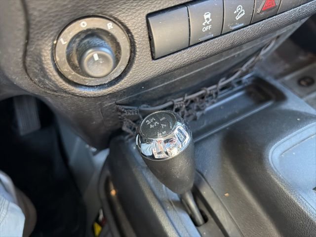 Used 2014 Jeep Wrangler Unlimited Sahara w/ Connectivity Group image 27