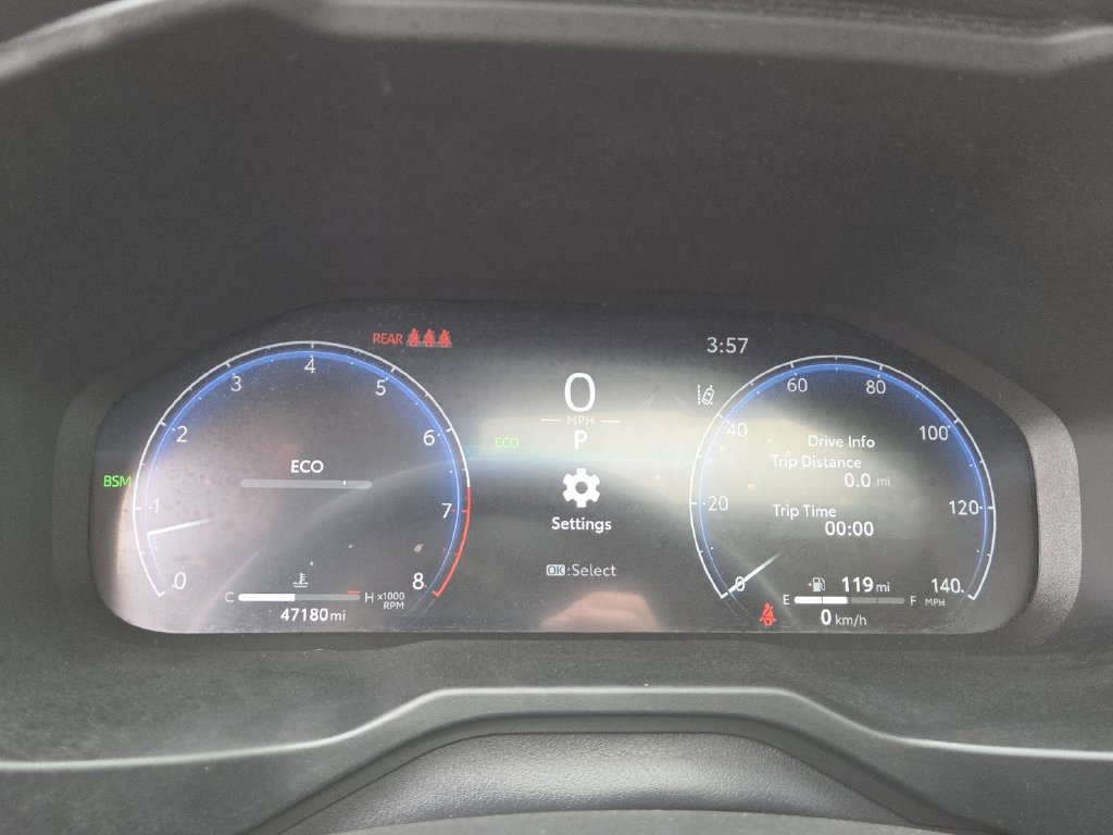 Used 2024 Toyota RAV4 Limited FWD image 25