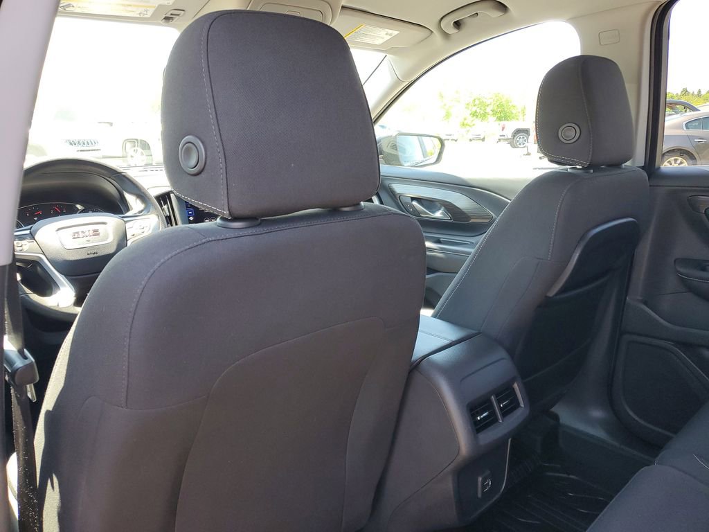 Used 2022 GMC Terrain SLE w/ Driver Convenience Package FWD image 28