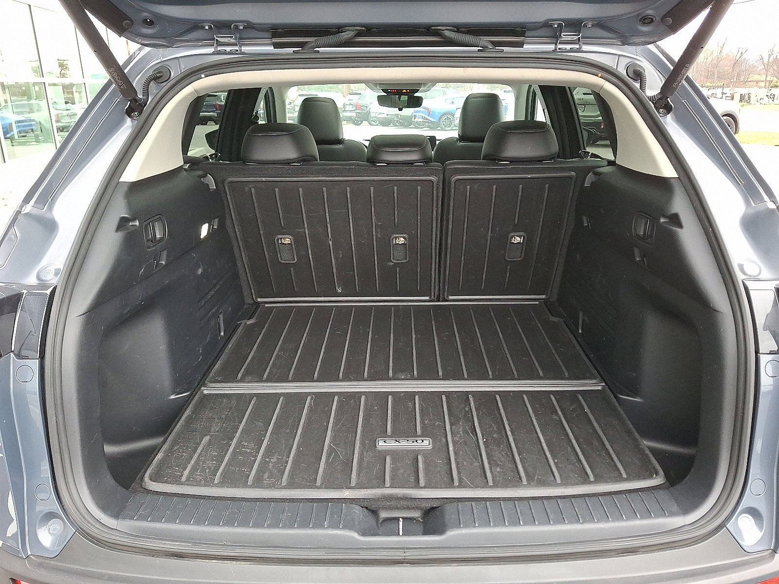 Used 2023 MAZDA CX-50 2.5 S w/ Preferred Plus Pkg image 29