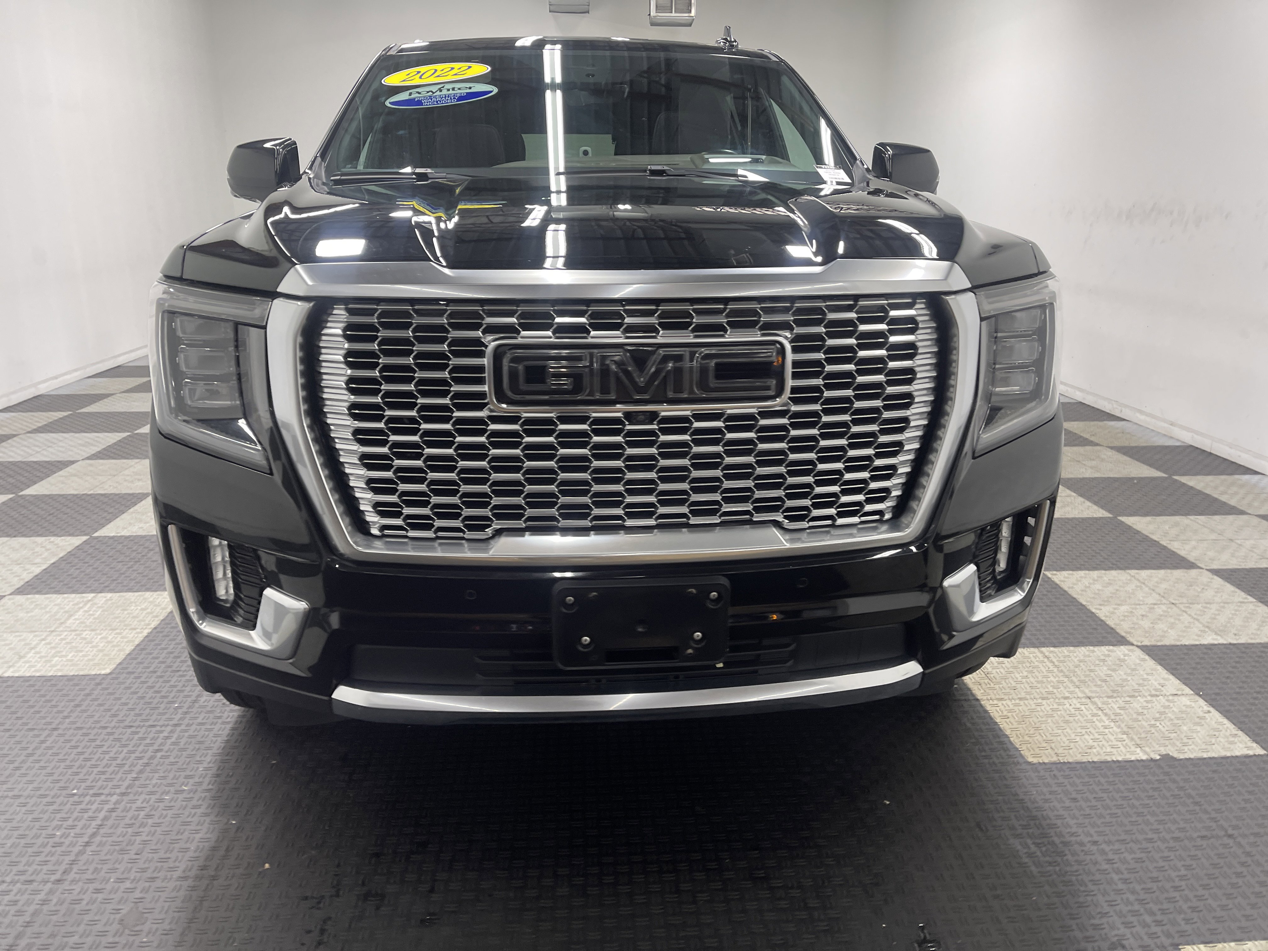 Used 2022 GMC Yukon Denali w/ Advanced Technology Package AWD/4WD image 15