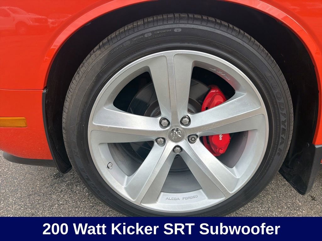 Used 2009 Dodge Challenger SRT8 w/ SRT Option Group II RWD image 8
