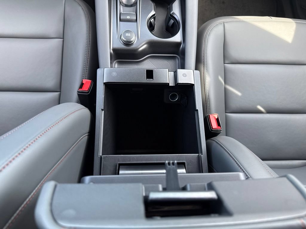 New 2027 Ford Explorer Active w/ Active Comfort Package AWD/4WD image 25