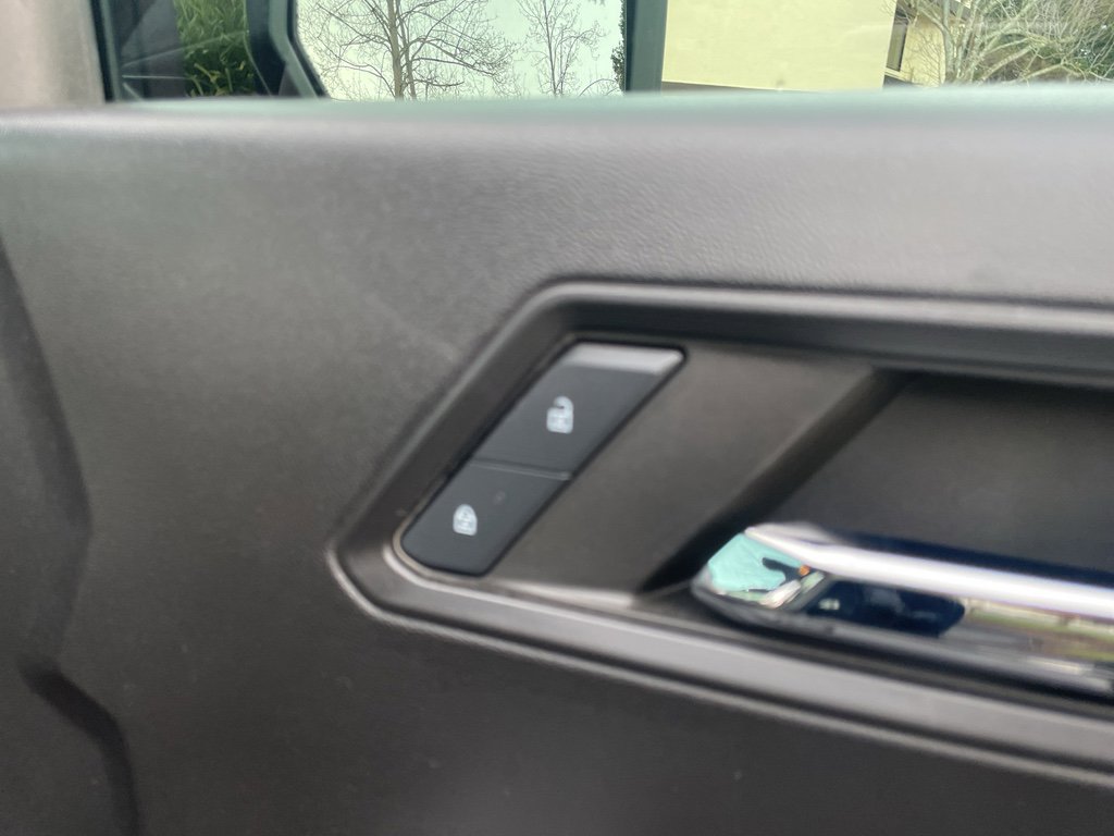 Used 2024 Chevrolet Colorado ZR2 w/ ZR2 Convenience Package III image 63