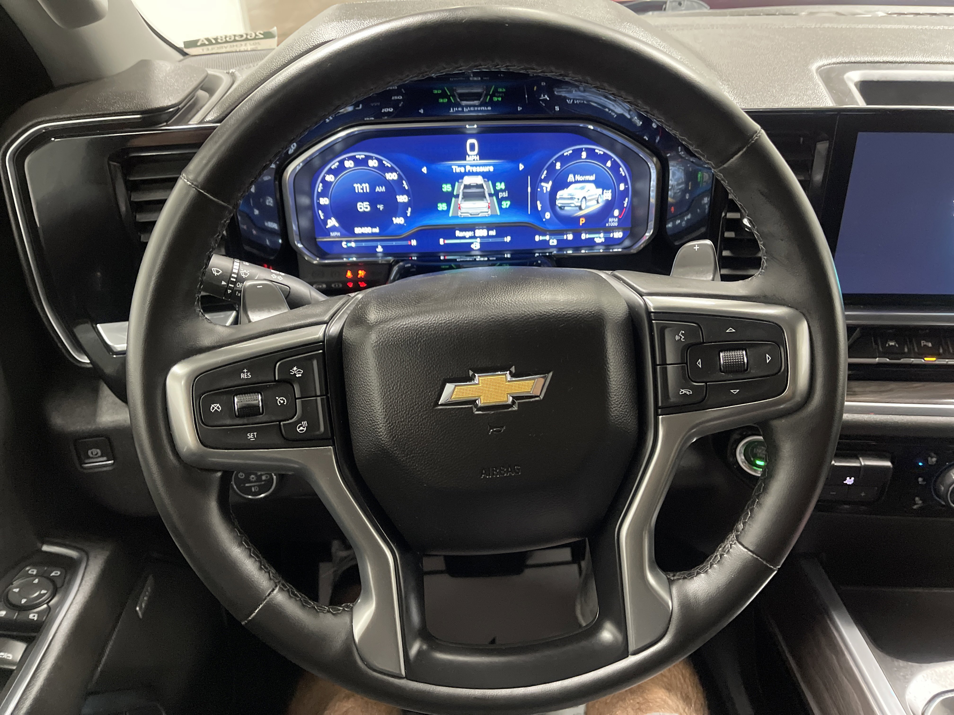 Used 2023 Chevrolet Silverado 1500 LTZ w/ LTZ Premium Package AWD/4WD image 30