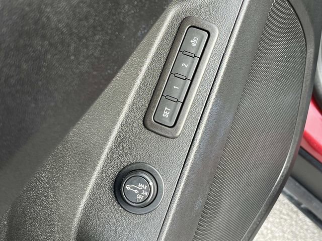 Used 2019 Chevrolet Equinox Premier image 28