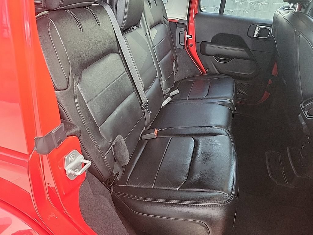 Used 2021 Jeep Wrangler Unlimited Sahara AWD/4WD image 41