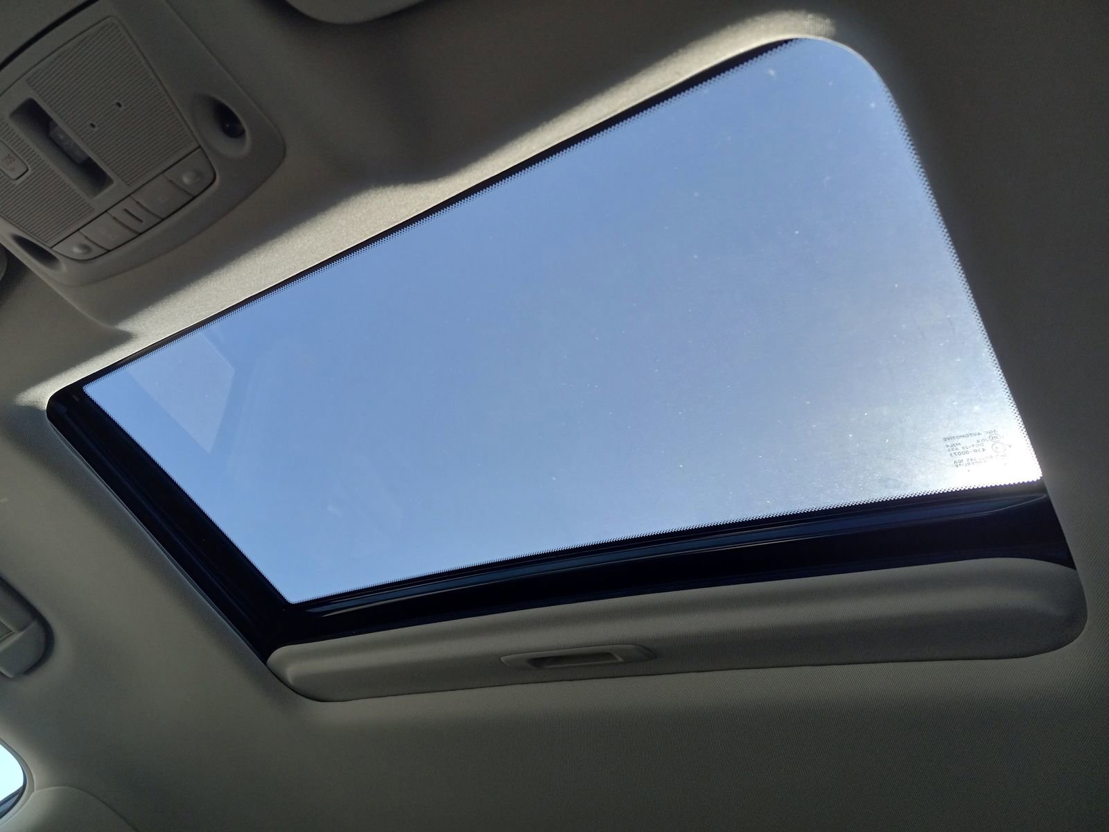 Used 2024 Nissan Armada SL image 26