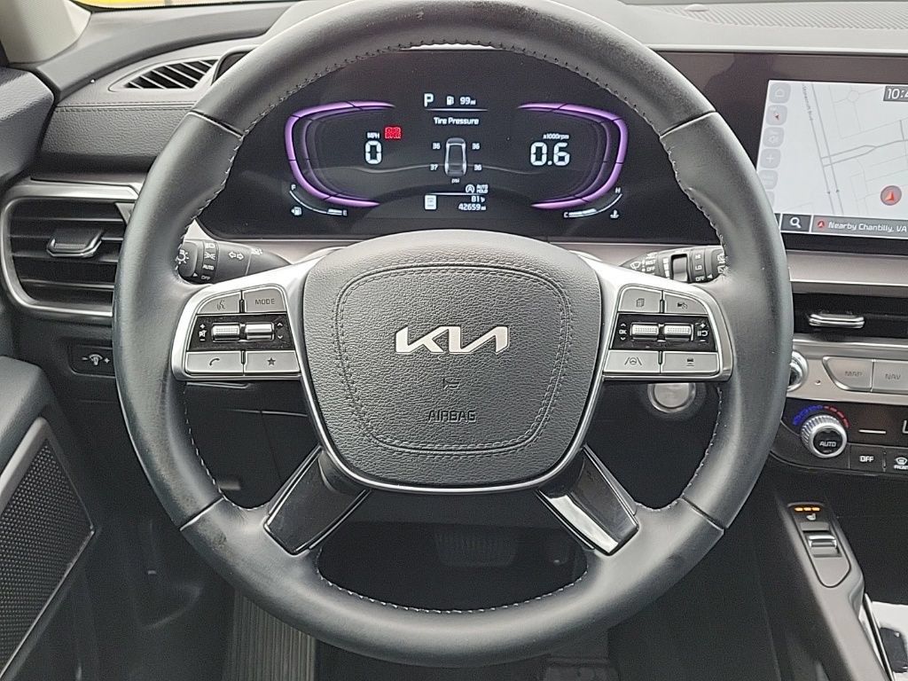 Used 2025 Kia Telluride S AWD/4WD image 23