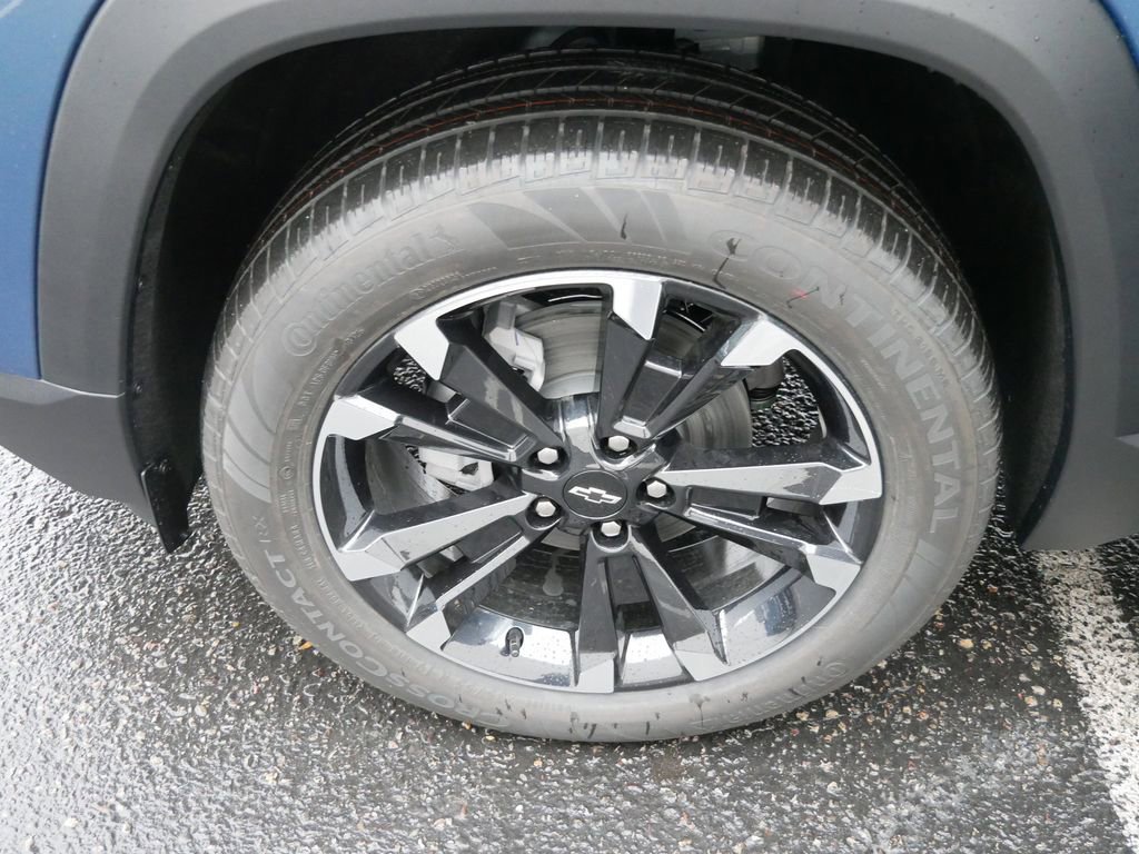 New 2026 Chevrolet Equinox RS w/ Convenience Package III image 12