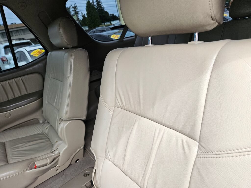 Used 2005 Toyota Sequoia Limited AWD/4WD image 13