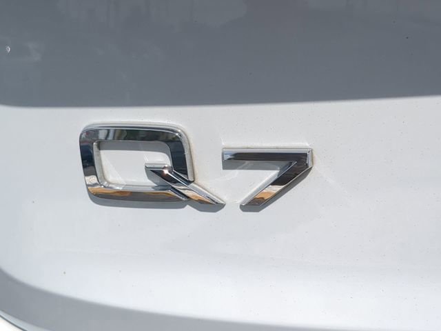 Used 2023 Audi Q7 3.0T Premium Plus w/ Premium Plus Package AWD/4WD image 11