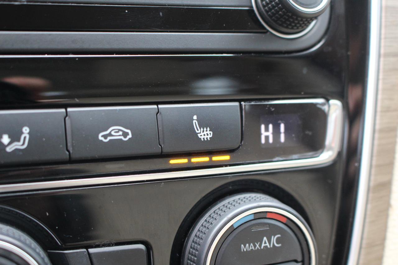 Used 2017 Volkswagen Passat 1.8T SE image 27