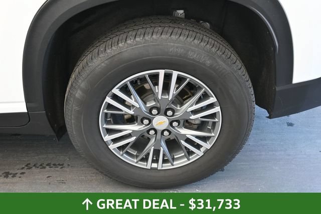 Used 2024 Chevrolet Traverse LT FWD image 14