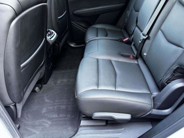 Used 2024 Cadillac XT6 Luxury w/ LPO, Floor Liner Package FWD image 43