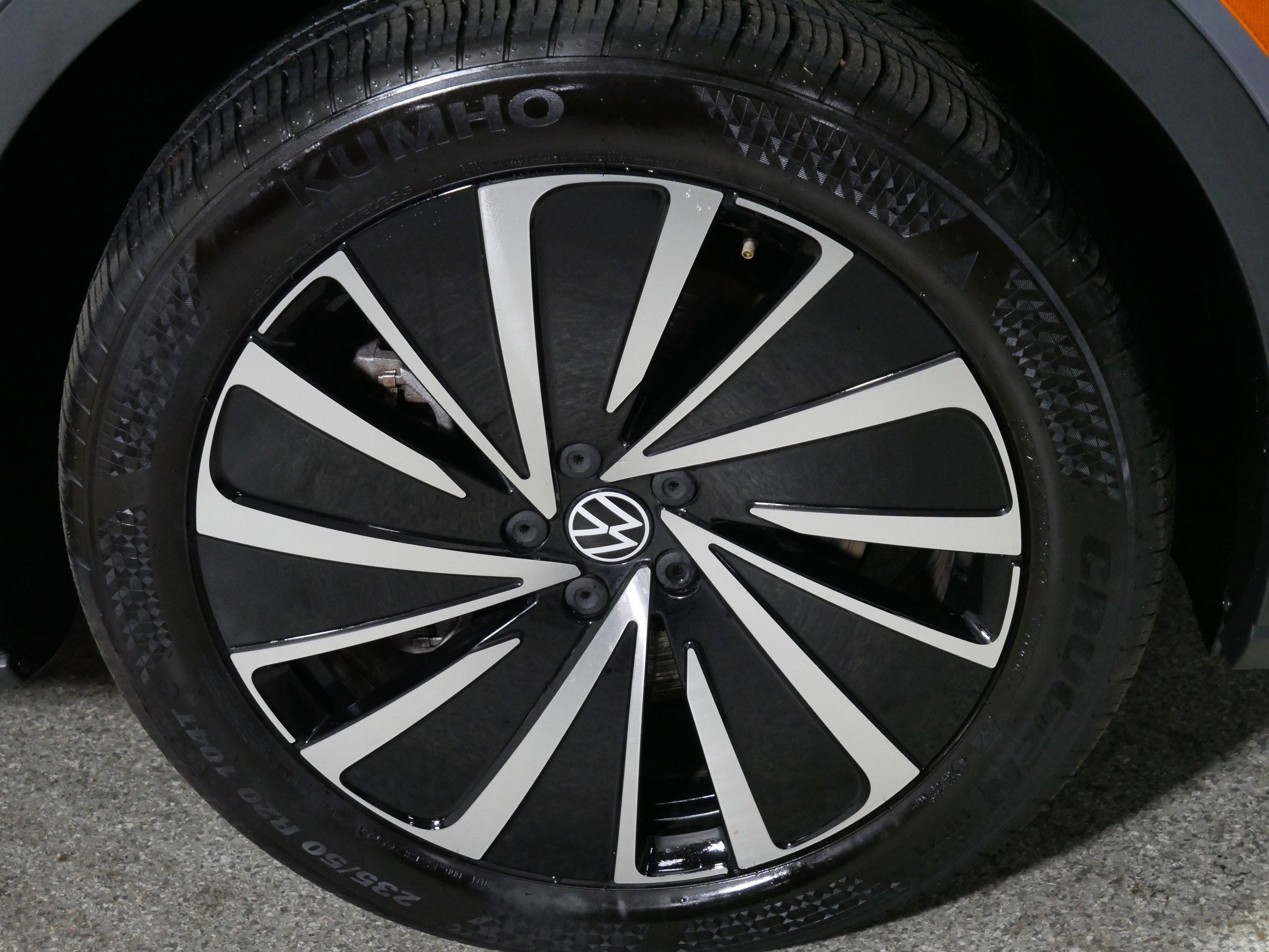 Certified 2024 Volkswagen ID.4 Pro image 15