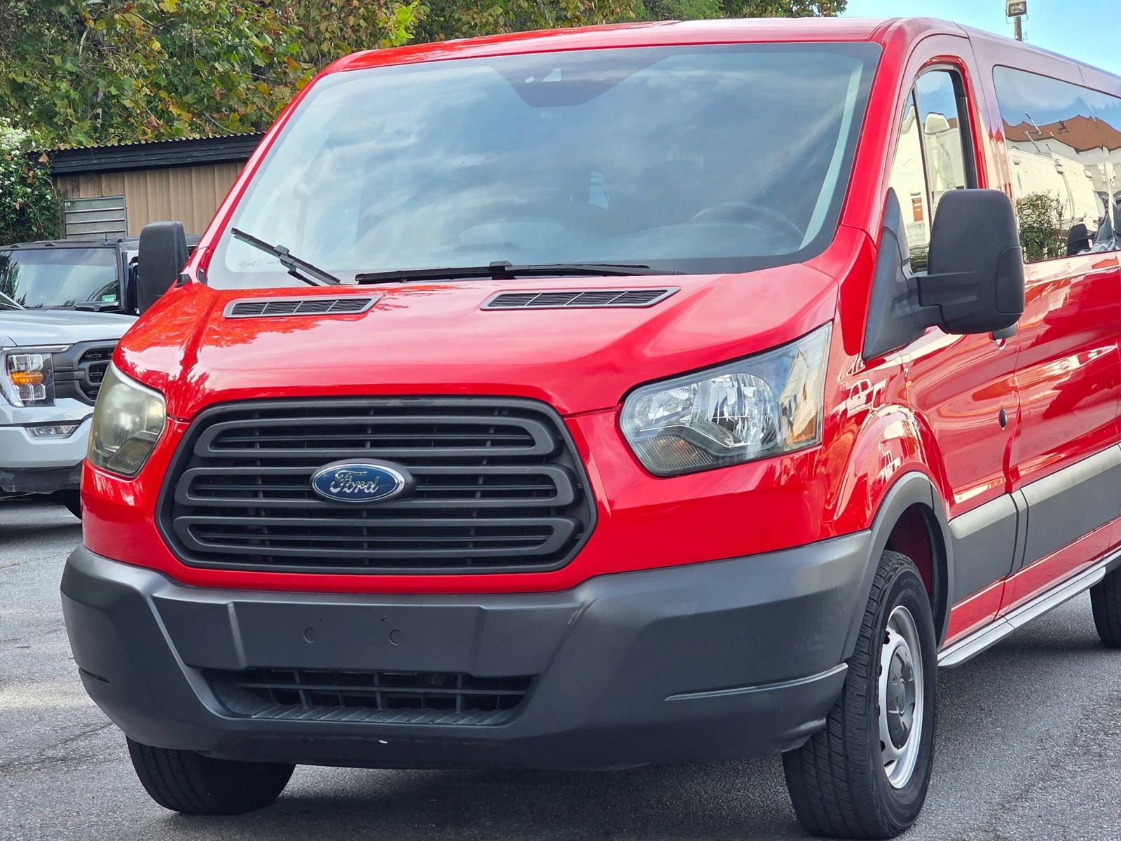 Used 2018 Ford Transit 350 XL RWD image 2