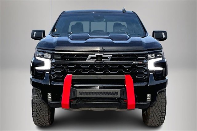 Used 2023 Chevrolet Silverado 1500 ZR2 w/ Technology Package image 3