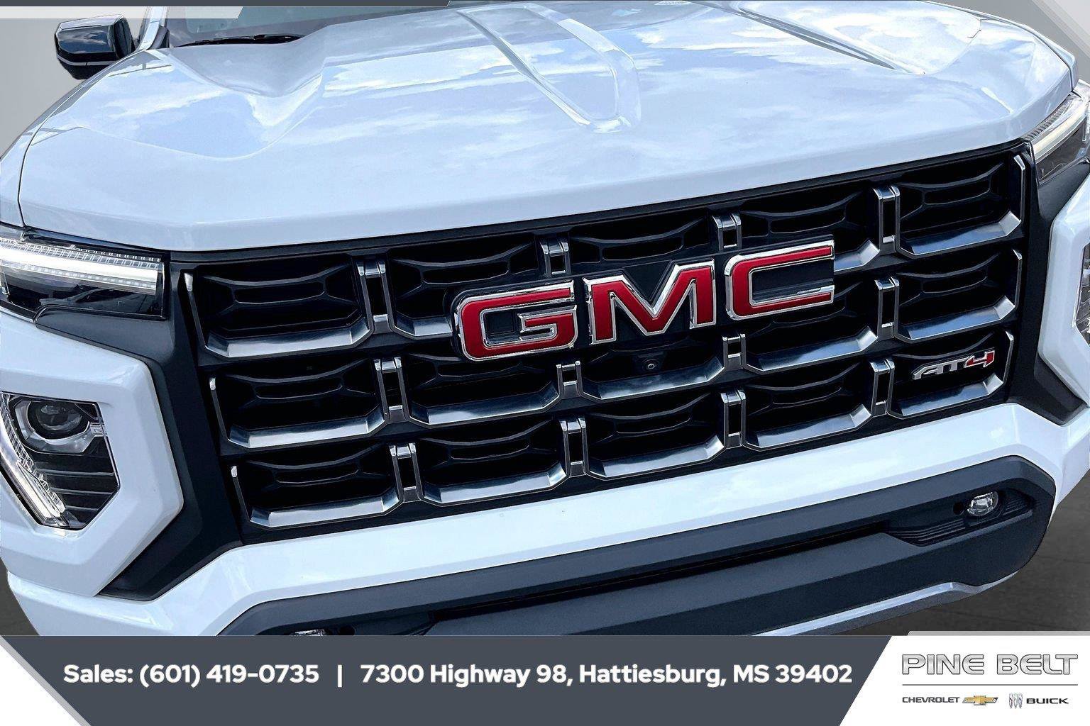 Used 2023 GMC Canyon AT4 w/ Technology Package AWD/4WD image 21