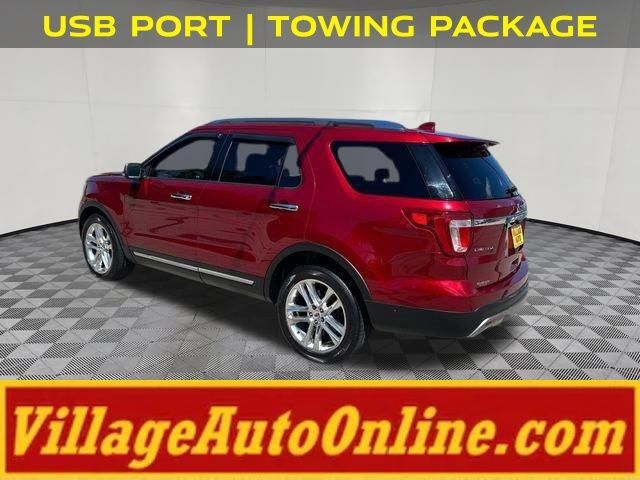 Used 2017 Ford Explorer Limited w/ Equipment Group 301A AWD/4WD image 2