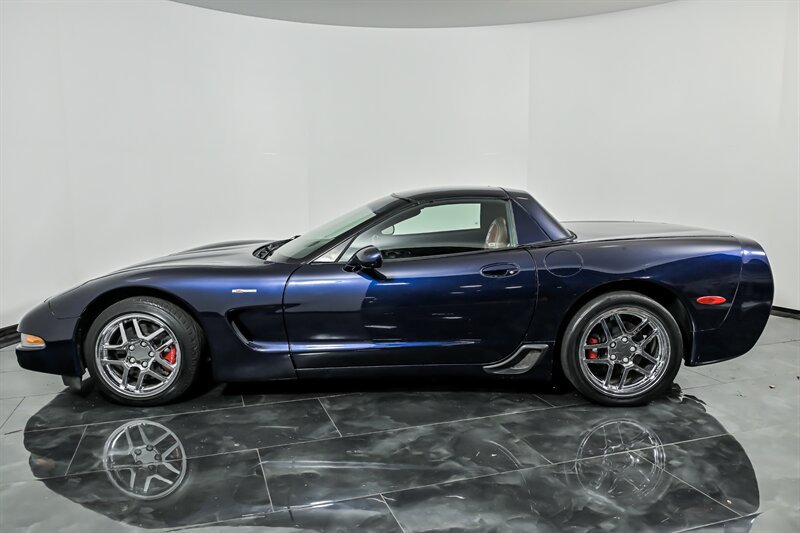 Used 2001 Chevrolet Corvette Z06 w/ Memory Pkg RWD image 6