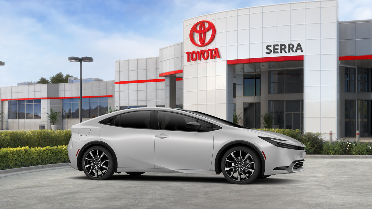 New 2026 Toyota Prius Plug-In Hybrid FWD image 34